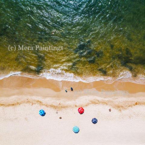 Painting the coast with waves and white sand