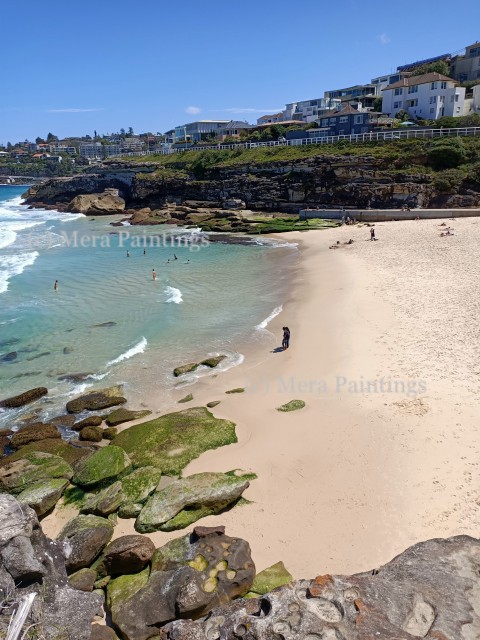 rocks on tamarama beach