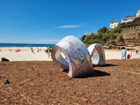 SCULPTURE AT TAMARAMA