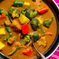 MIXED VEGETABLE CURRY